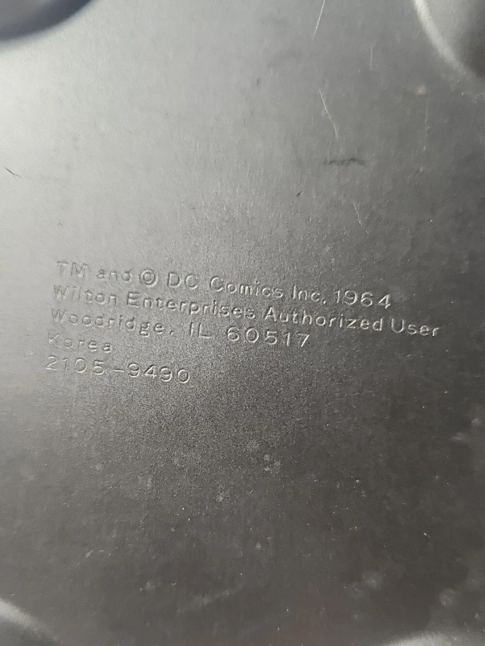 Batman Logo Cake Pan - Silver